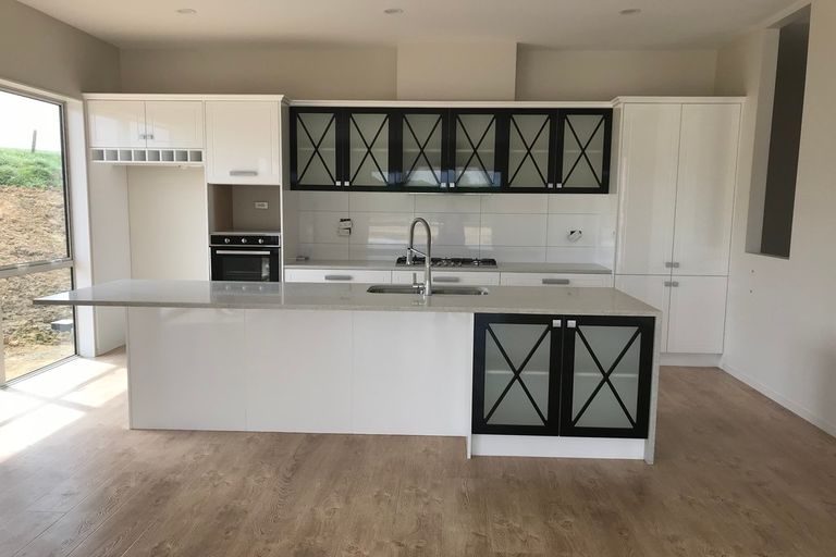 Photo of property in 15 Mclachlan Way, Pokeno, 2471