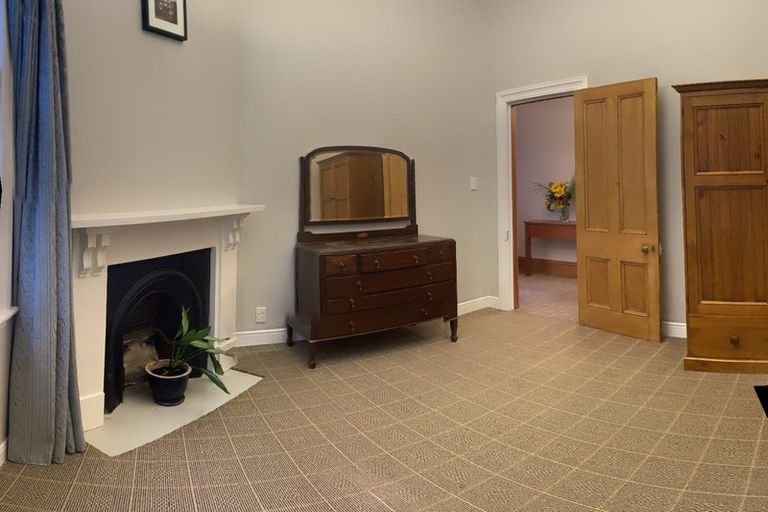 Photo of property in 6 William Bond Street, Stanley Point, Auckland, 0624