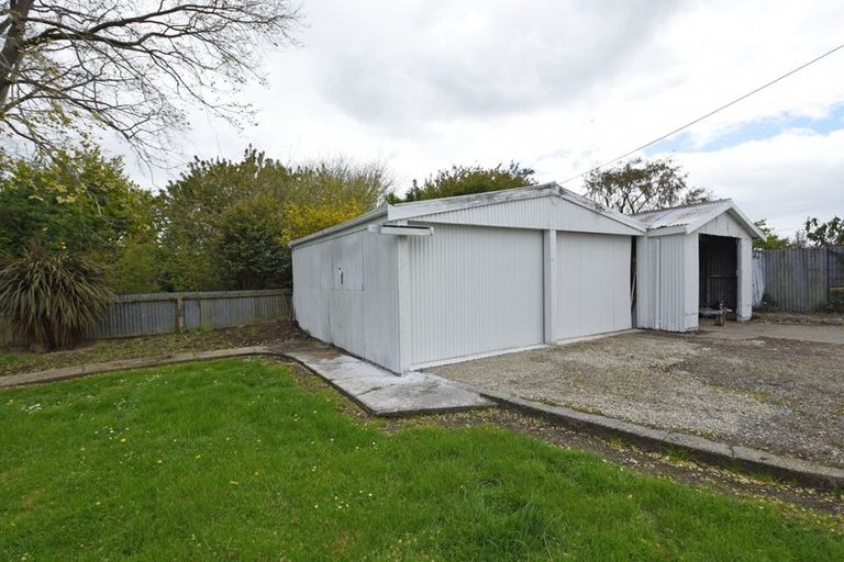 Photo of property in 22 Melvin Street, Edendale, 9825