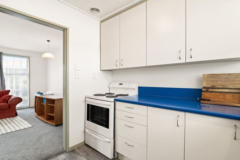 Photo of property in 17a Bradshaw Street, South Dunedin, Dunedin, 9012