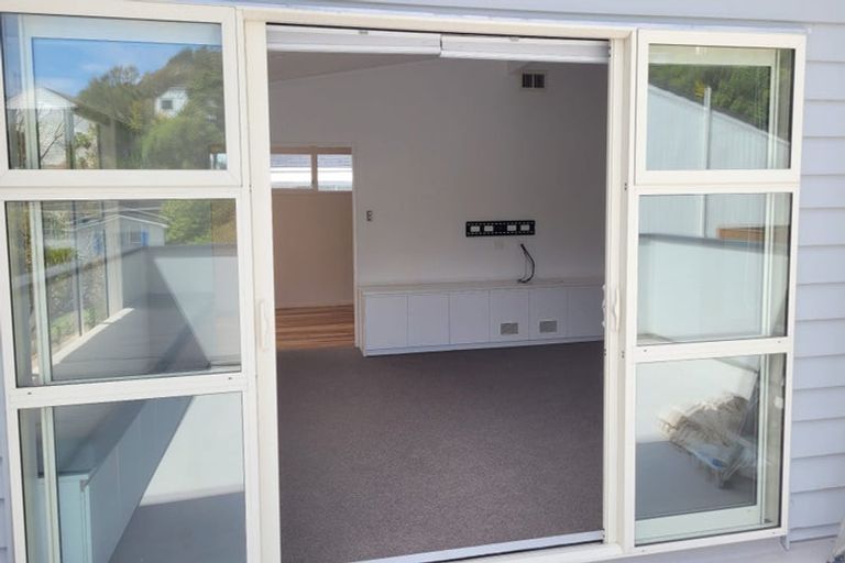 Photo of property in 4 Chorley Grove, Churton Park, Wellington, 6037