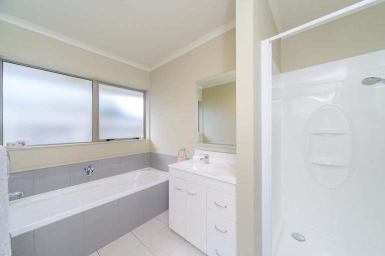 Photo of property in 21 Murphy Court, Highbury, Palmerston North, 4412