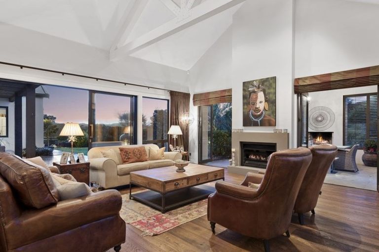 Photo of property in 42 Grace Hill Drive, Dairy Flat, Albany, 0792