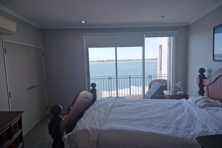 Photo of property in 2/51 Dive Crescent, Tauranga, 3110