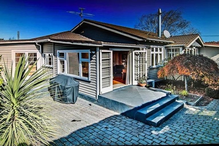 Photo of property in 12 Jacobs Street, St Albans, Christchurch, 8014