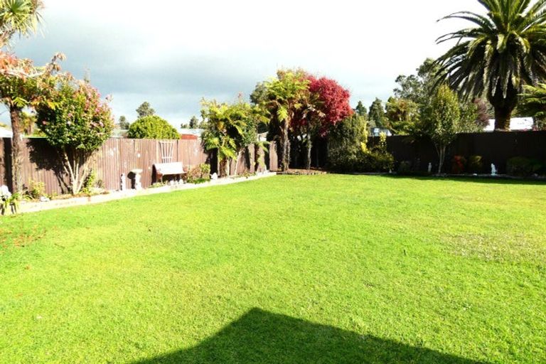 Photo of property in 22 Roebuck Street, Westport, 7825