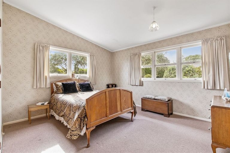 Photo of property in 39 Cliff Road, Torbay, Auckland, 0630