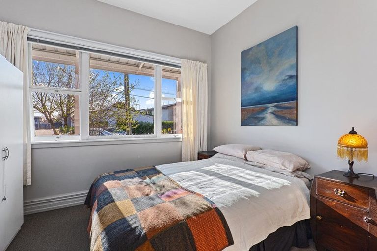 Photo of property in 18 Olliviers Road, Phillipstown, Christchurch, 8011