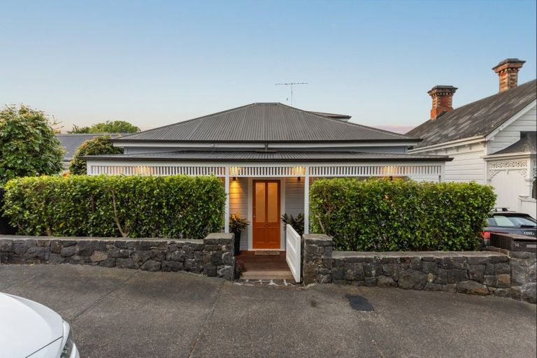 Photo of property in 14 Gunson Street, Freemans Bay, Auckland, 1011