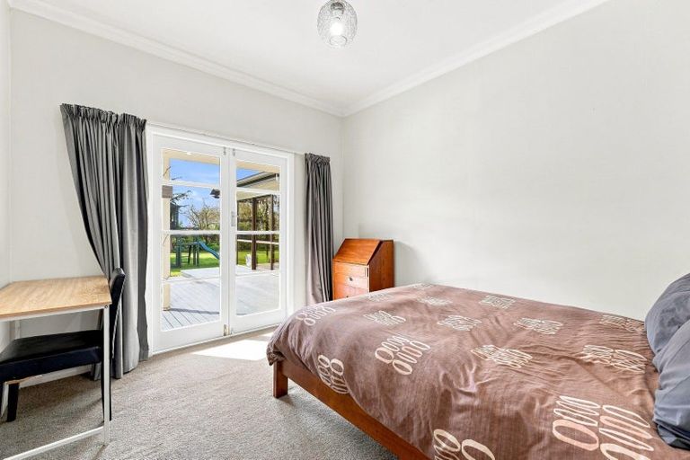 Photo of property in 2139 State Highway 3, Sanson, Palmerston North, 4479