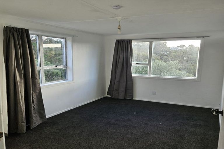 Photo of property in 75 Waihemo Street, Waitangirua, Porirua, 5024