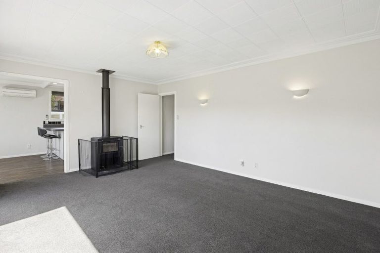 Photo of property in 22 Kinmont Crescent, Kinmont Park, Mosgiel, 9024