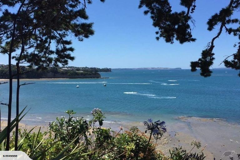 Photo of property in 43 Sharon Road, Waiake, Auckland, 0630