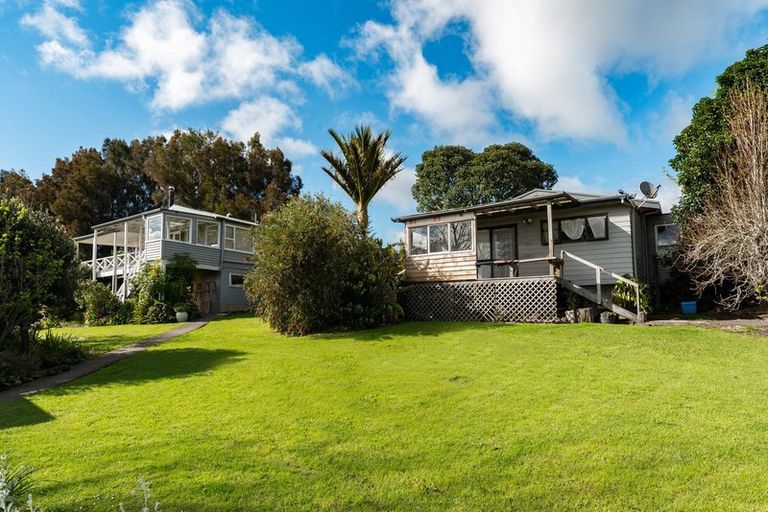 Photo of property in 325 Sandspit Road, Warkworth, 0982