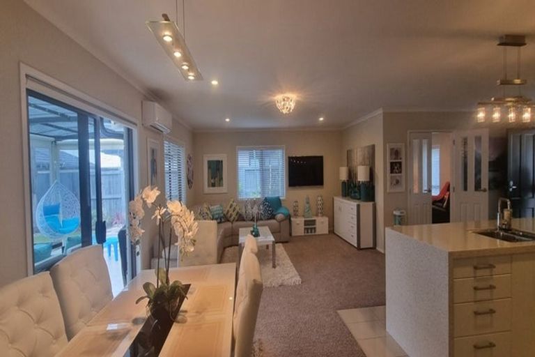 Photo of property in 82 Golden Sands Drive, Papamoa Beach, Papamoa, 3118