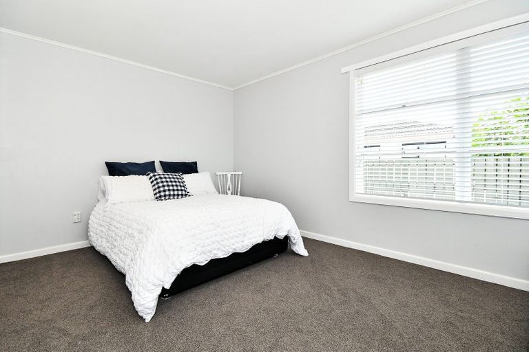 Photo of property in 11a Youngs Road, Papakura, 2110