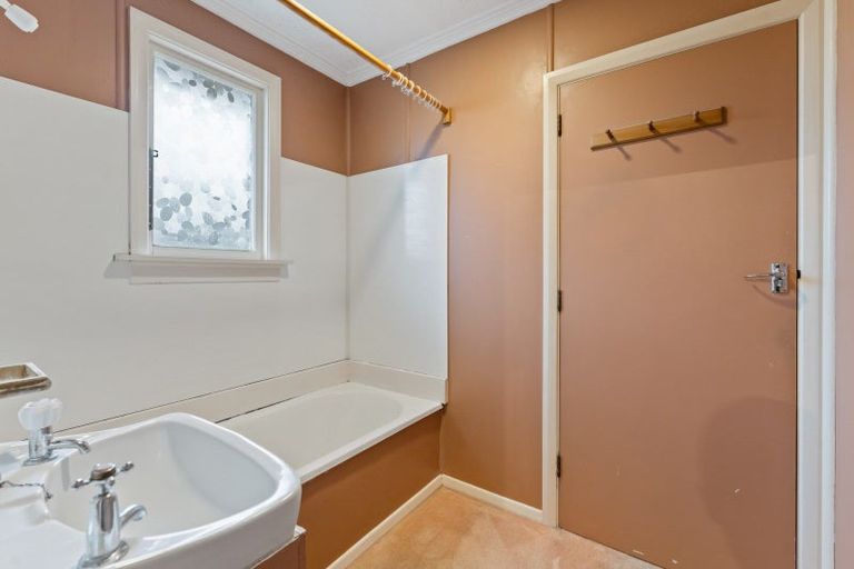 Photo of property in 15 Truby King Crescent, Liberton, Dunedin, 9010