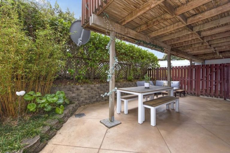 Photo of property in 34 Stredwick Drive, Torbay, Auckland, 0630