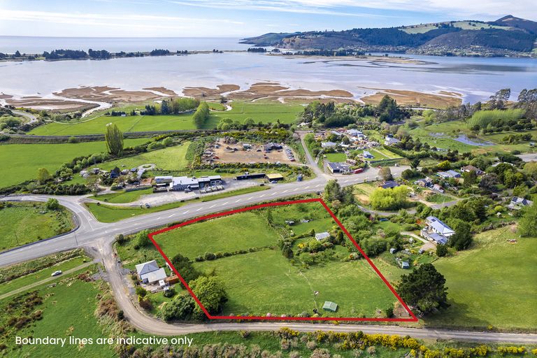 Photo of property in 287 Waikouaiti-waitati Road, Evansdale, Waikouaiti, 9471