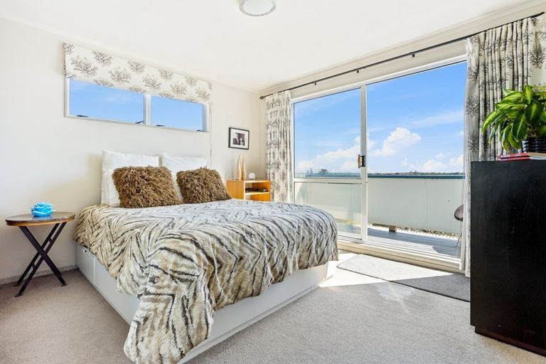 Photo of property in 150 Calliope Road, Stanley Point, Auckland, 0624