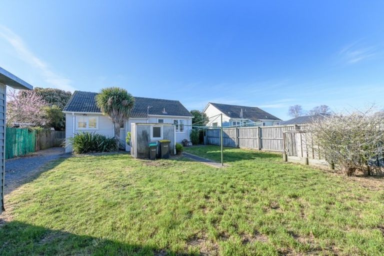 Photo of property in 4 Evatt Street, Bryndwr, Christchurch, 8053