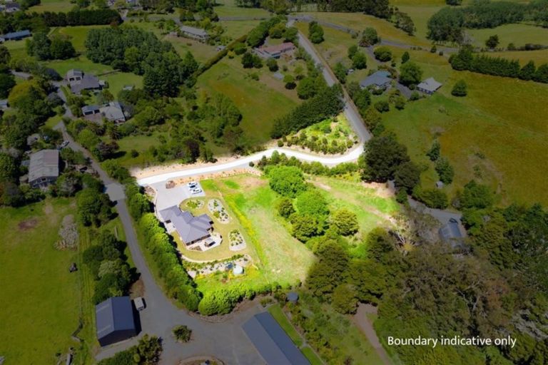 Photo of property in 20 Waterfall Way, Maungatapere, Whangarei, 0179