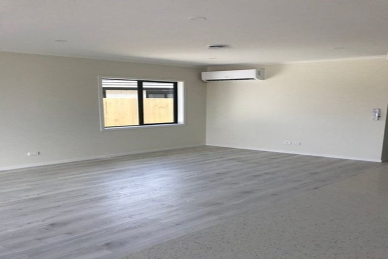 Photo of property in 11 Waikaka Place, Rototuna North, Hamilton, 3210