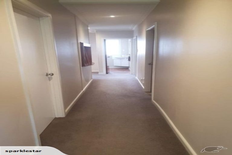 Photo of property in 37 Acacia Avenue, Upper Riccarton, Christchurch, 8041