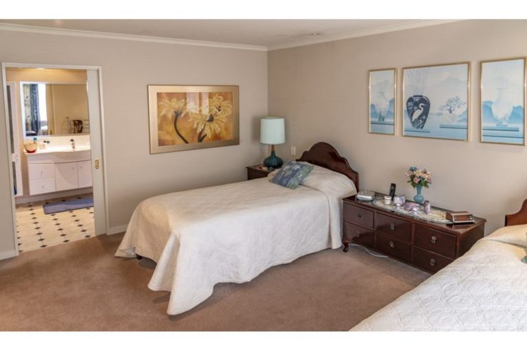 Photo of property in 5 Everard Street, Somerfield, Christchurch, 8024