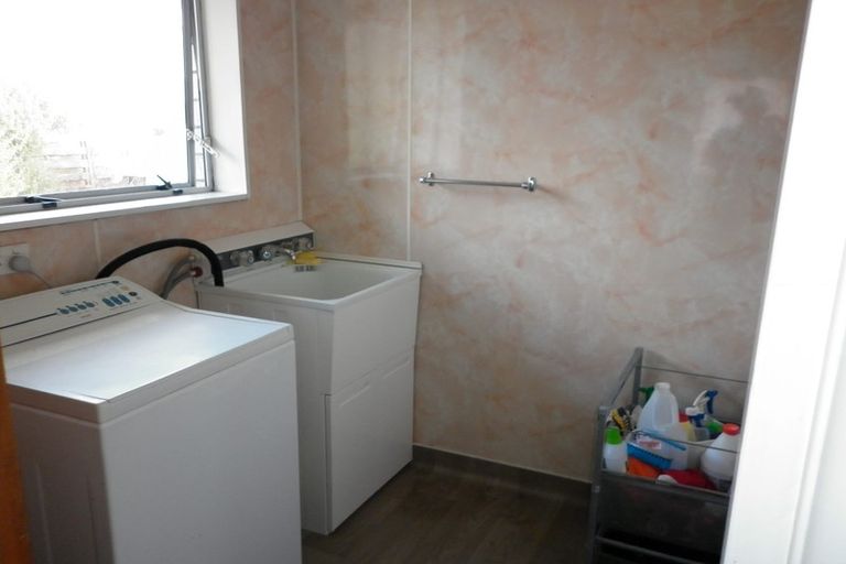 Photo of property in 72 California Drive, Totara Park, Upper Hutt, 5018