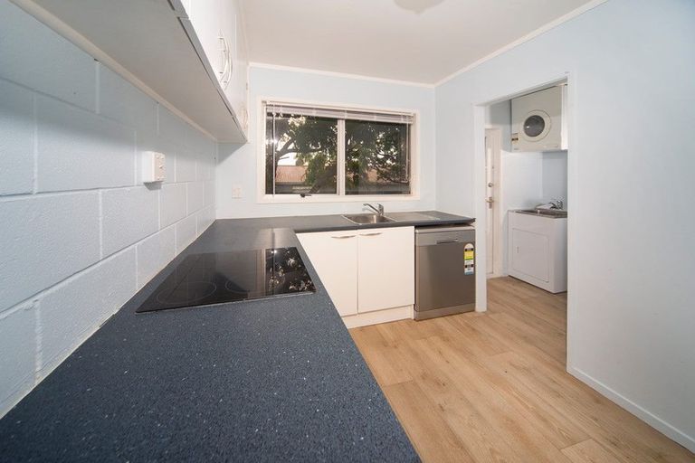 Photo of property in 4/174 Birkdale Road, Birkdale, Auckland, 0626