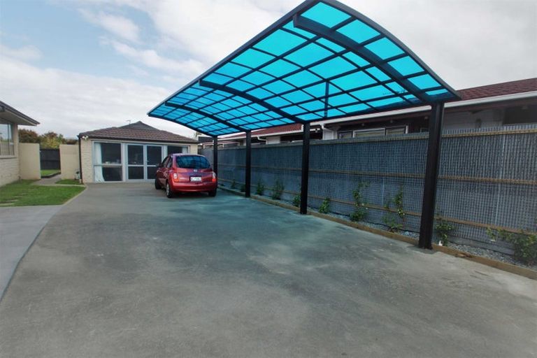 Photo of property in 15 Greenock Street, Redwood, Christchurch, 8051