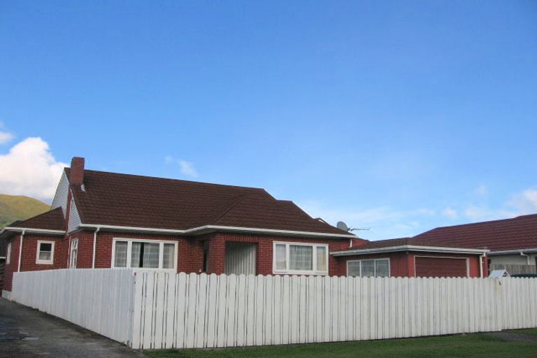 Photo of property in 1/96 Cambridge Terrace, Waterloo, Lower Hutt, 5011
