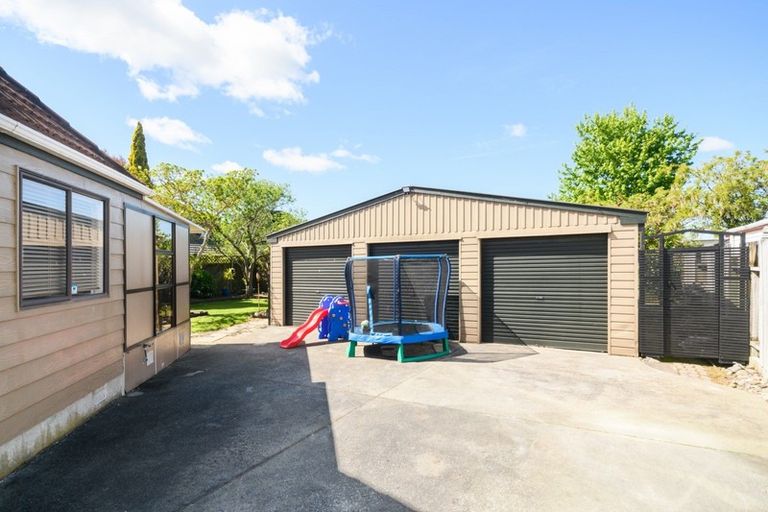 Photo of property in 3 Oak Crescent, Ashhurst, 4810