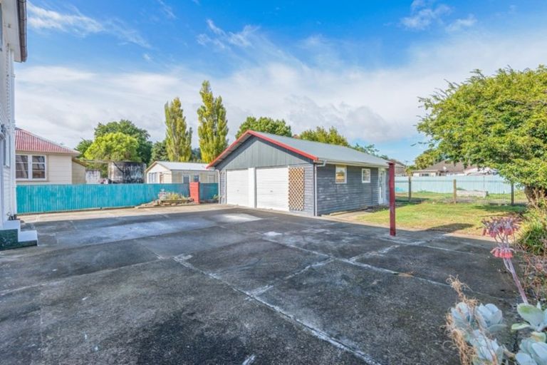 Photo of property in 22 Edward Street, Pahiatua, 4910