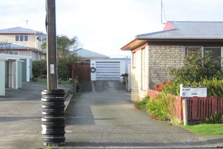 Photo of property in 2/3 Station Road, Te Kamo, Whangarei, 0112