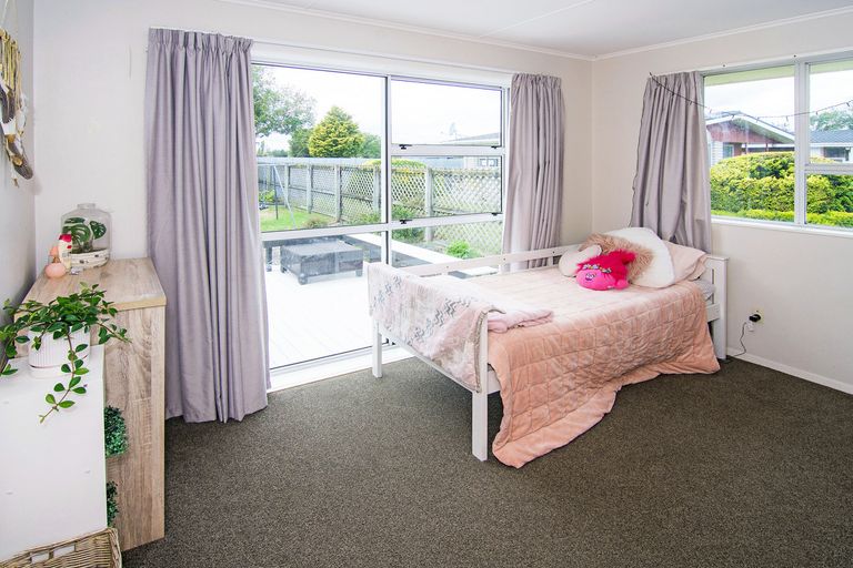 Photo of property in 27 Elizabeth Street, Masterton, 5810
