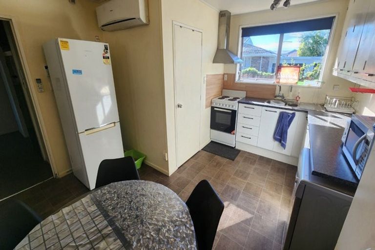 Photo of property in 3/98 Peverel Street, Riccarton, Christchurch, 8041