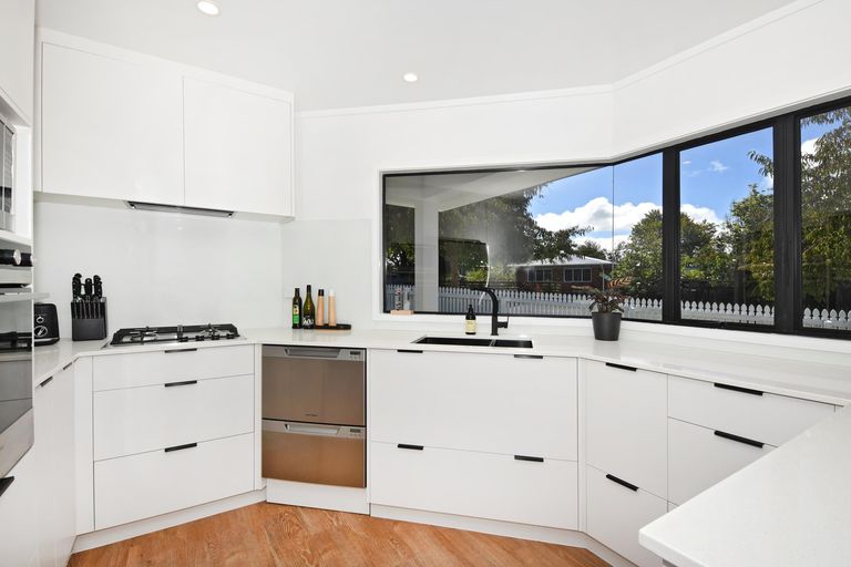 Photo of property in 2 Kotuku Street, Maunu, Whangarei, 0110