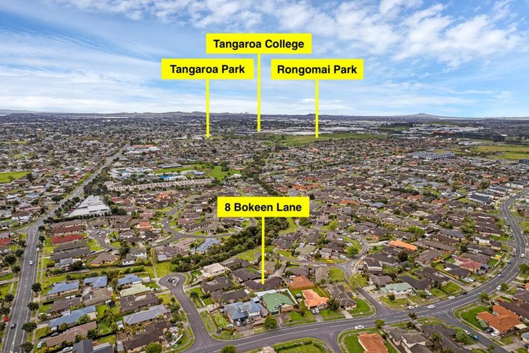 Photo of property in 8 Bokeen Lane, Flat Bush, Auckland, 2019