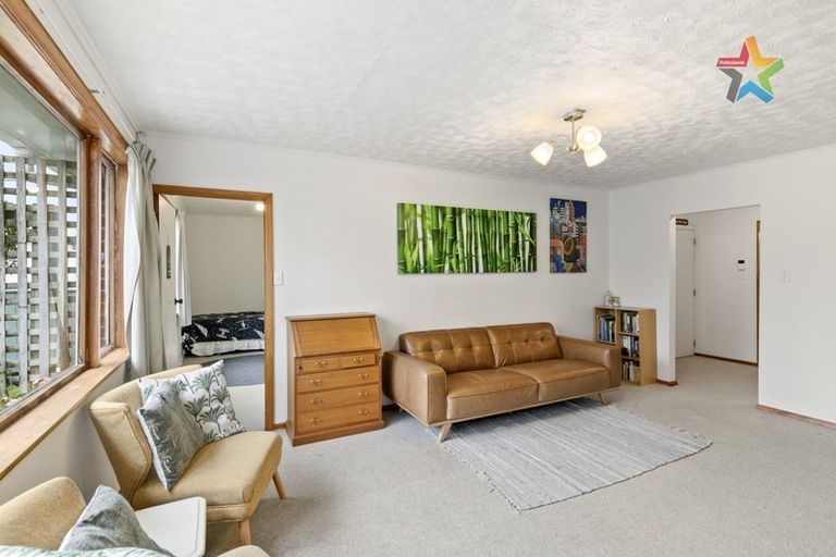 Photo of property in 71 Hewer Crescent, Naenae, Lower Hutt, 5011