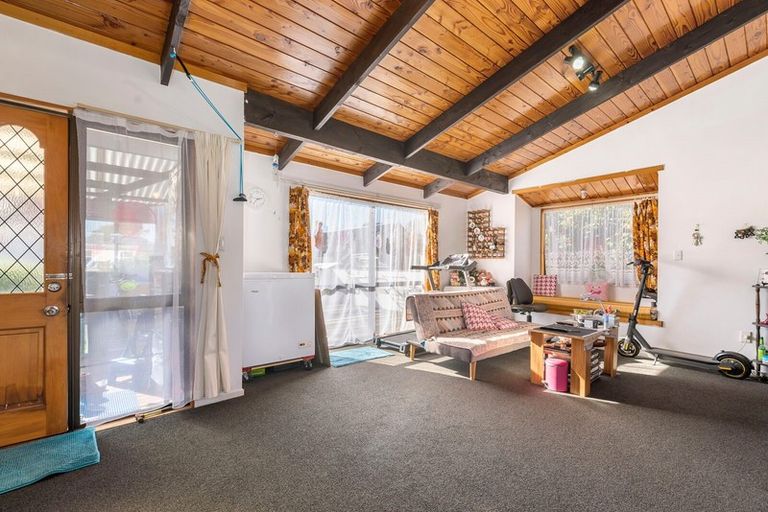 Photo of property in 12b Robertson Street, Glenholme, Rotorua, 3010