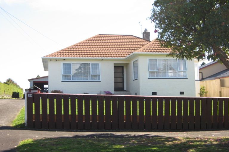Photo of property in 19 Plympton Street, Brooklands, New Plymouth, 4310