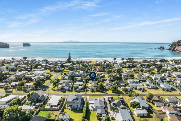 Photo of property in 124 Given Avenue, Whangamata, 3620