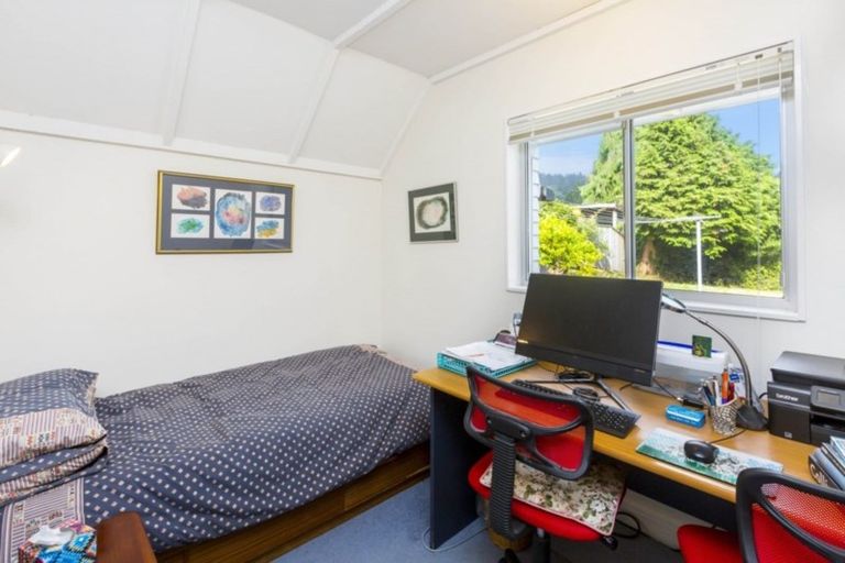 Photo of property in 27 Dunns Street, Silverstream, Upper Hutt, 5019