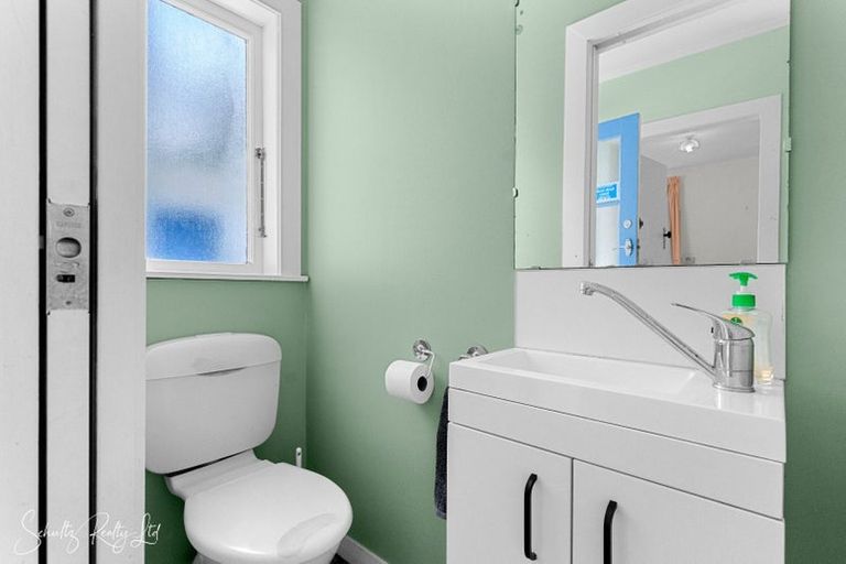 Photo of property in 632 Pahi Road, Pahi, Paparoa, 0571