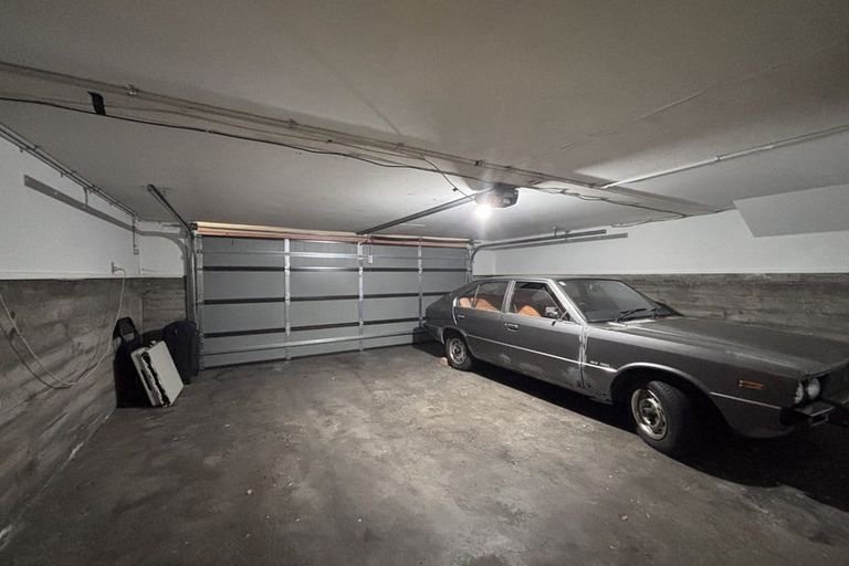 Photo of property in 23 Highfield Place, Avonhead, Christchurch, 8042