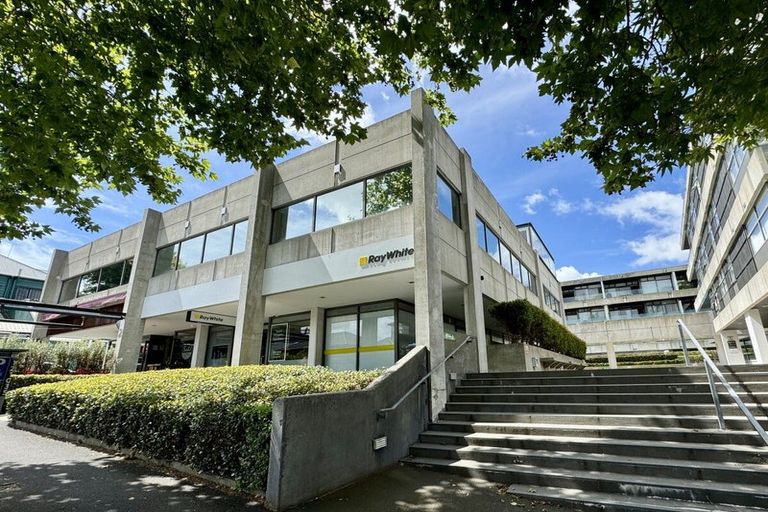 Photo of property in 2 Heather Street, Mangawhai Heads, Mangawhai, 0505