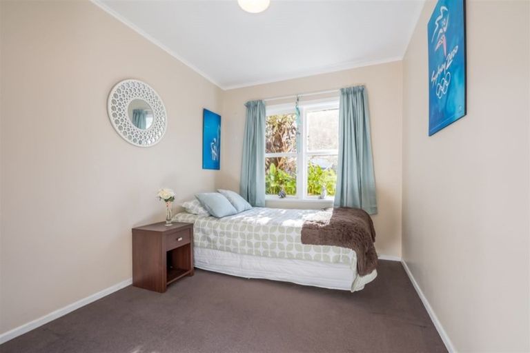 Photo of property in 3 Aspen Grove, Maungaraki, Lower Hutt, 5010