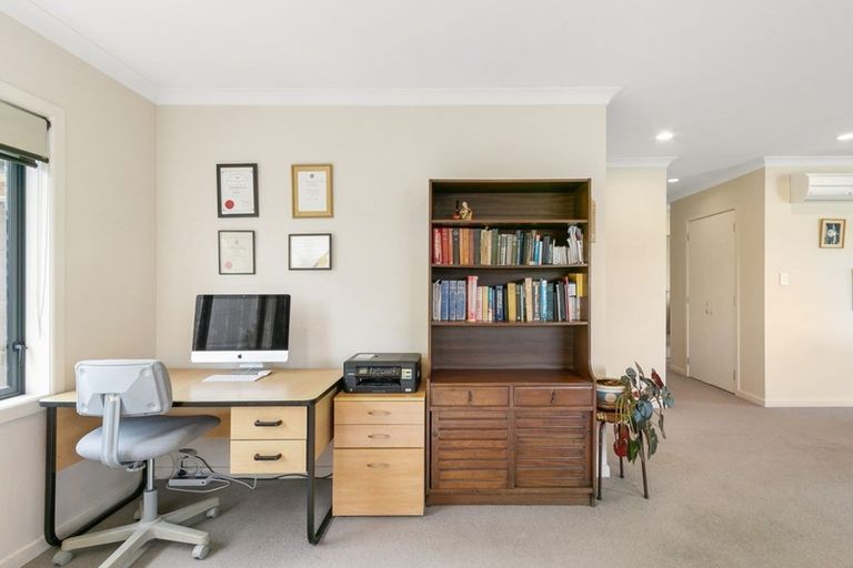 Photo of property in 95 Middle Road, Havelock North, 4130